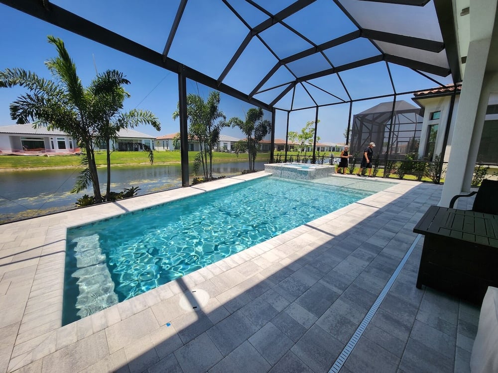 Pool with Sky Blue gemstone quartz finish