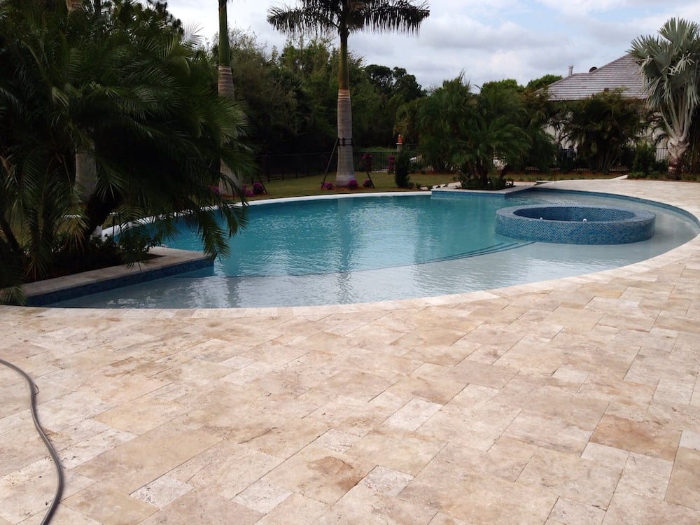 Pool construction - free form shapes