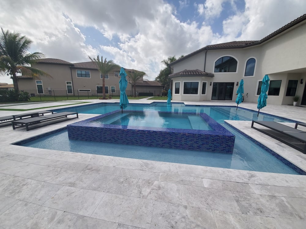 Rectangular geometric pool in a residential backyard