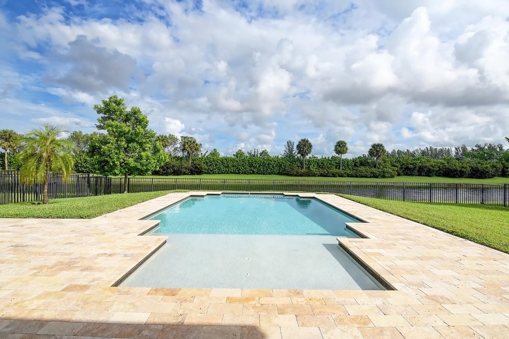 Pool construction - geometric shape
