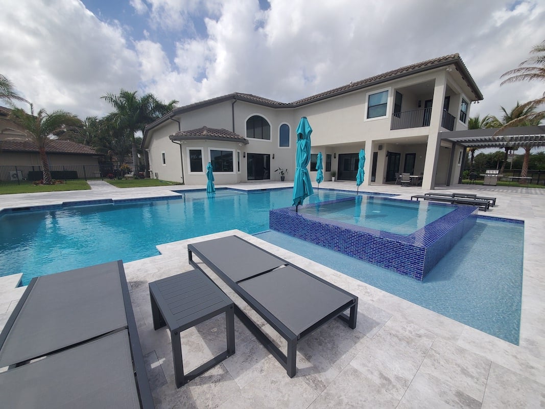 Pool and spa remodel by Fountain Blue Pools